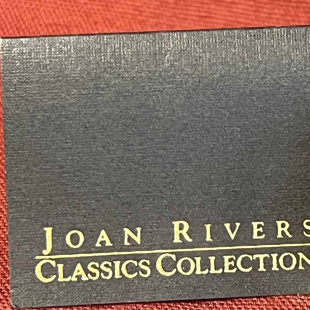 Joan Rivers brooch - Picture 4 of 8